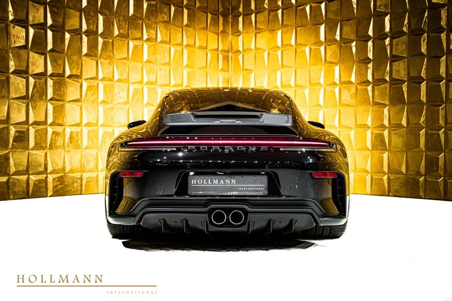 Porsche 911 GT3 Touring, 6/10