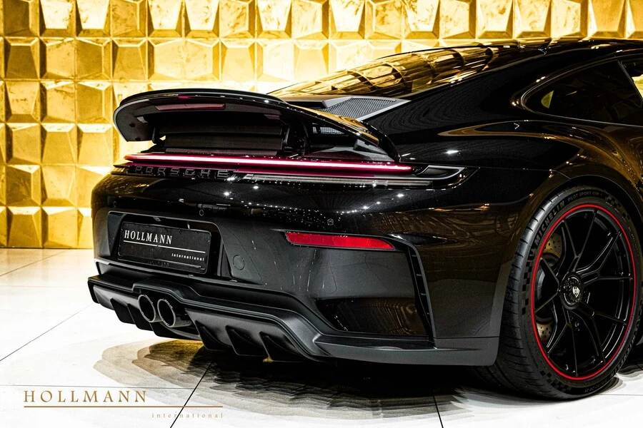 Porsche 911 GT3 Touring, 7/10