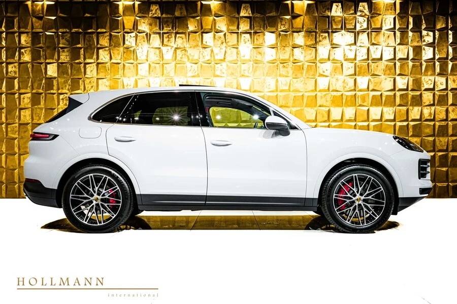 Porsche Cayenne S, 2/10