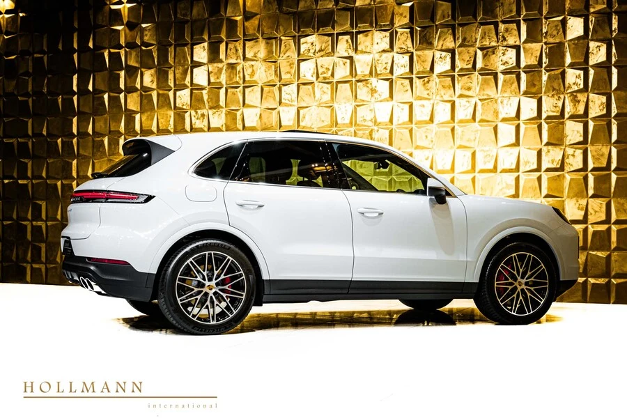 Porsche Cayenne S, 3/10