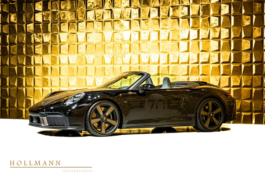Porsche 911 Spirit 70, 3/10