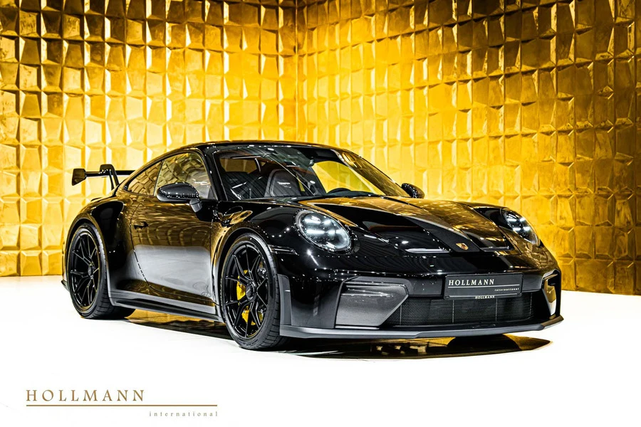 Porsche 911 GT3, front three-quarter view.