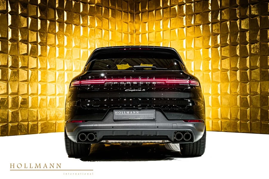 Porsche Cayenne S, 3/10