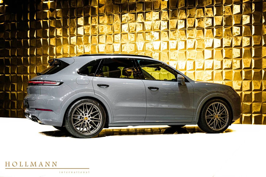 Porsche Cayenne S, 5/10
