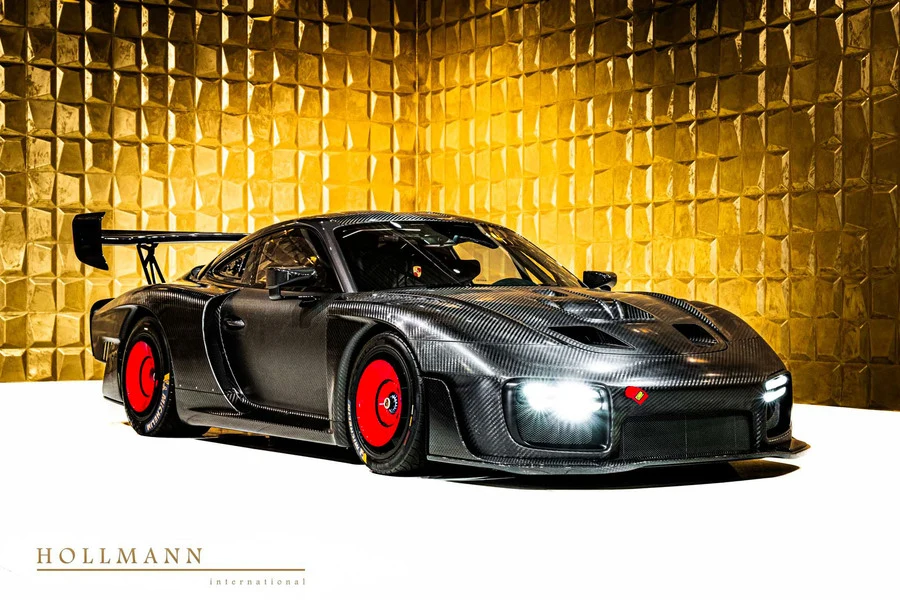 Porsche 935, front three-quarter view.