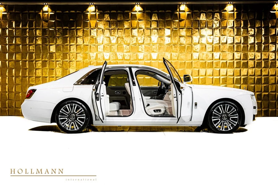 Rolls-Royce Ghost, 4/10