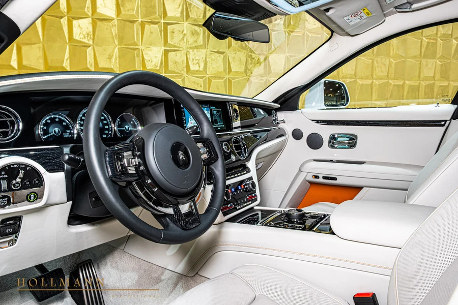 Rolls-Royce Ghost, 8/10