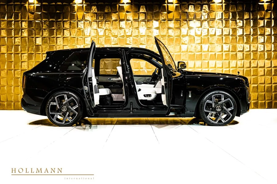 Rolls-Royce Cullinan Series II Black Badge, 7/10