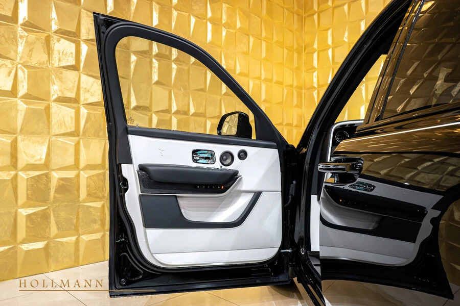 Rolls-Royce Cullinan Series II Black Badge, 10/10