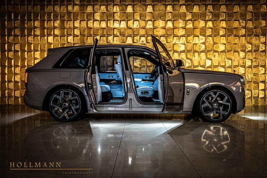 Rolls-Royce Cullinan Series II Black Badge, 6/10