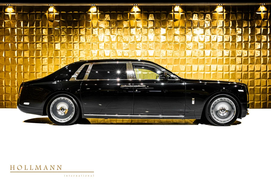 Rolls-Royce Phantom EWB, 6/10