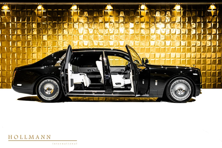 Rolls-Royce Phantom EWB, 7/10