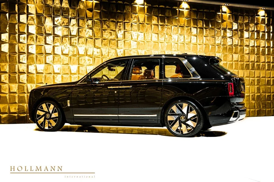 Rolls-Royce Cullinan Series II, 6/10
