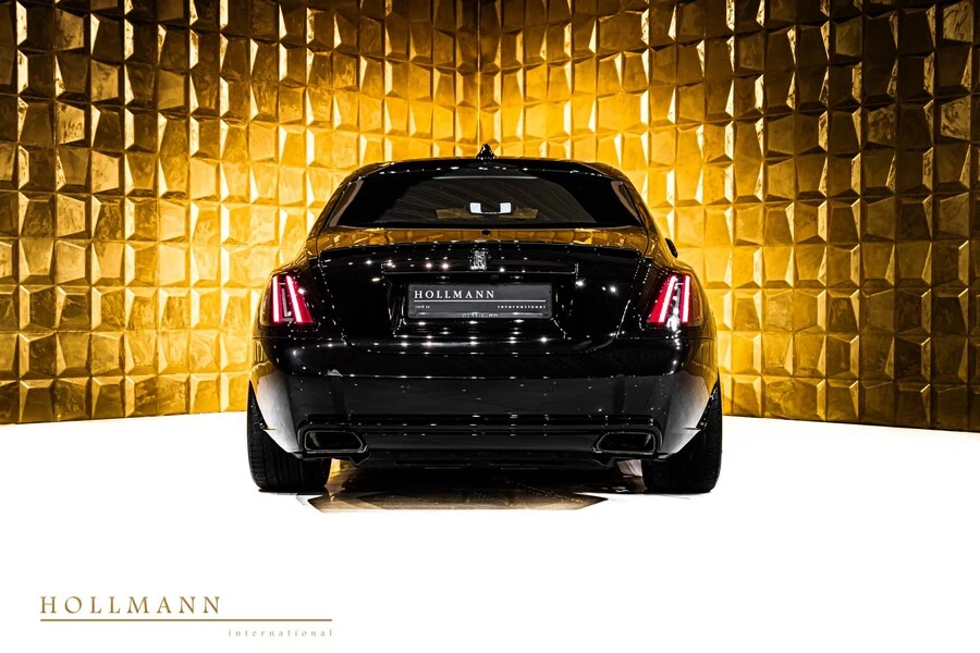 Rolls-Royce Ghost Series II Black Badge NOVITEC, 9/10