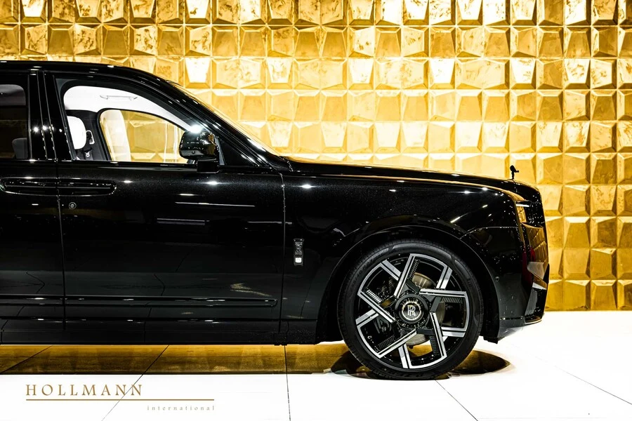 Rolls-Royce Cullinan Series II Black Badge, 9/10
