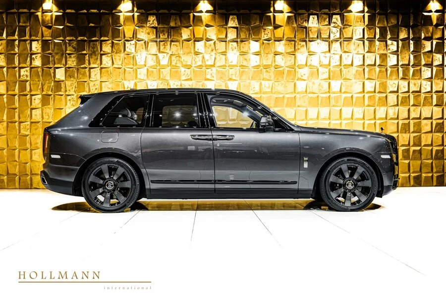 Rolls-Royce Cullinan, 5/10