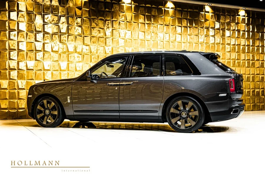 Rolls-Royce Cullinan, 9/10