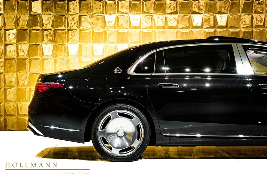 Mercedes-Benz S 680 Maybach, 9/10