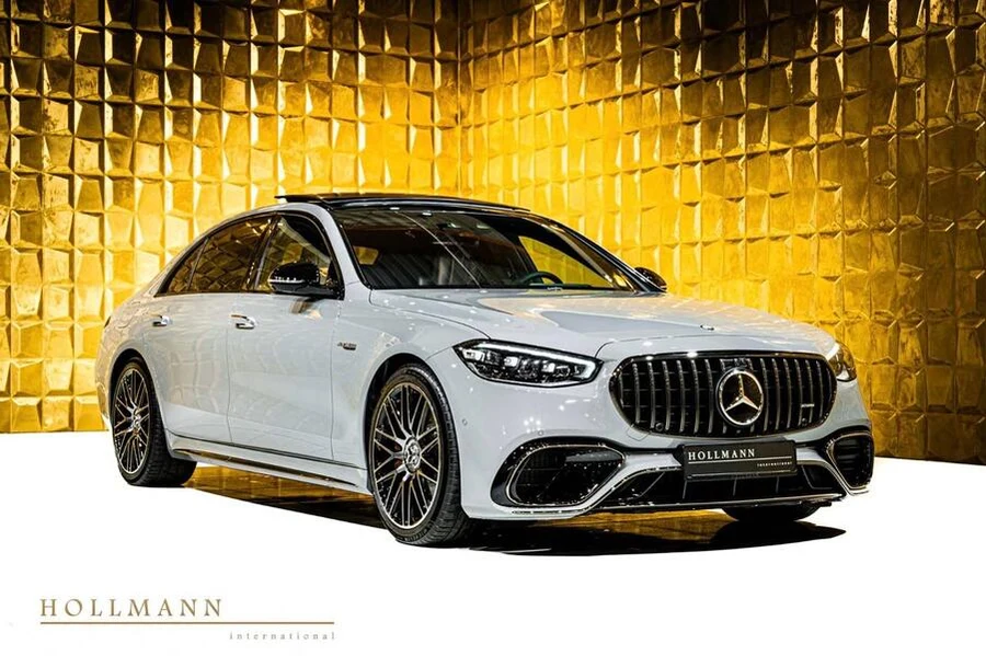 Mercedes-Benz S 63 AMG E PERFORMANCE EDITION ONE, front three-quarter view.