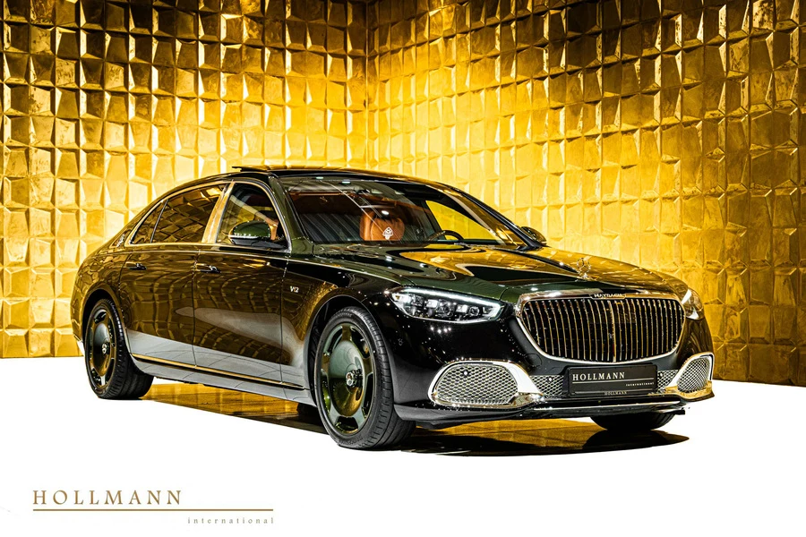 Mercedes-Benz S 680 Maybach V12 EDITION, front three-quarter view.