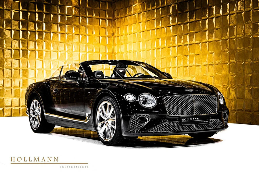 Bentley Continental GTC V8, front three-quarter view.