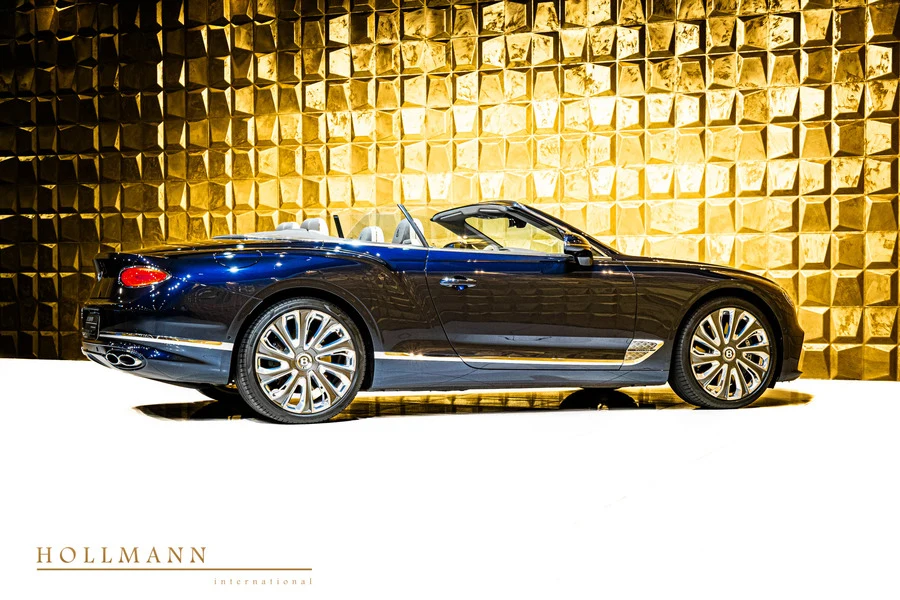Bentley Continental GTC Mulliner V8, 3/10
