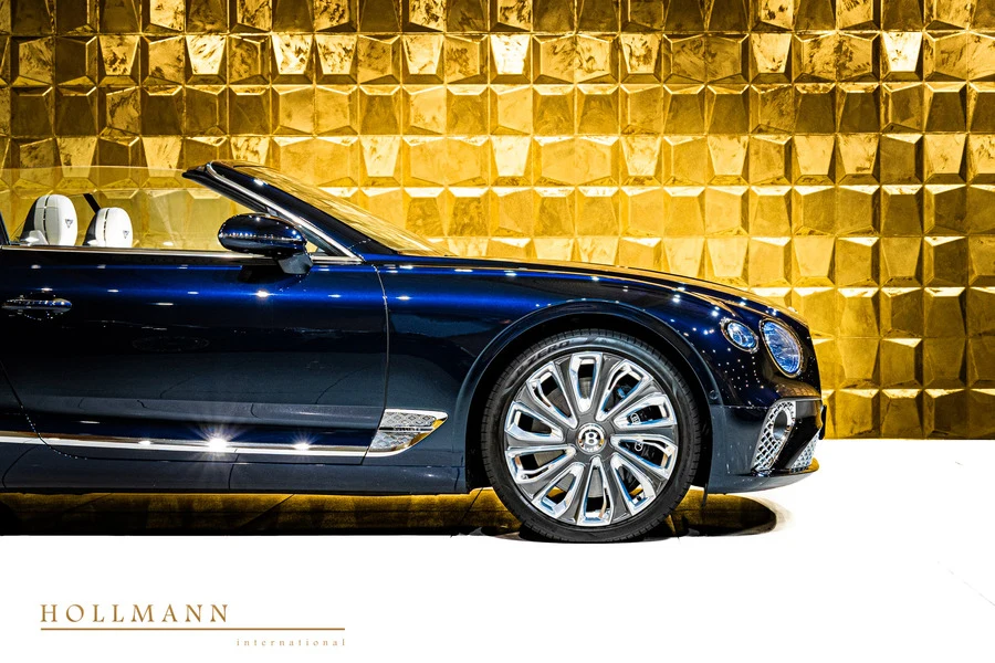 Bentley Continental GTC Mulliner V8, 9/10