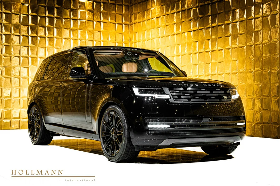 Land Rover Range Rover D350 Autobiography LWB, front three-quarter view.