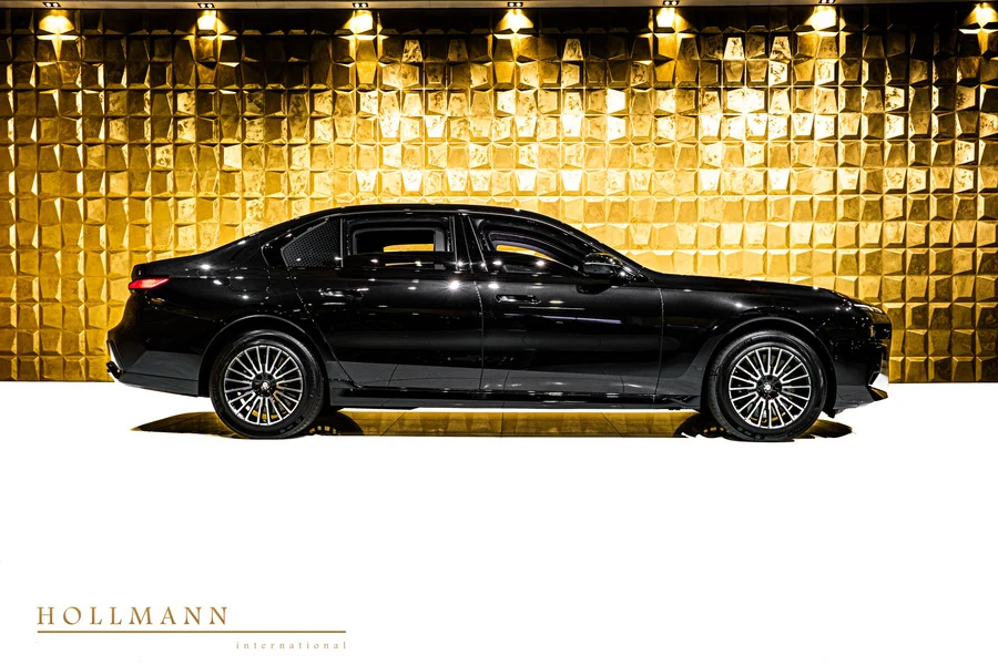 BMW 760i xDrive Protection VR9, 6/10