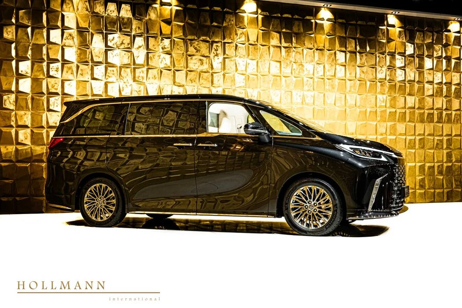 Lexus LM 350h AWD Luxury, 2/10
