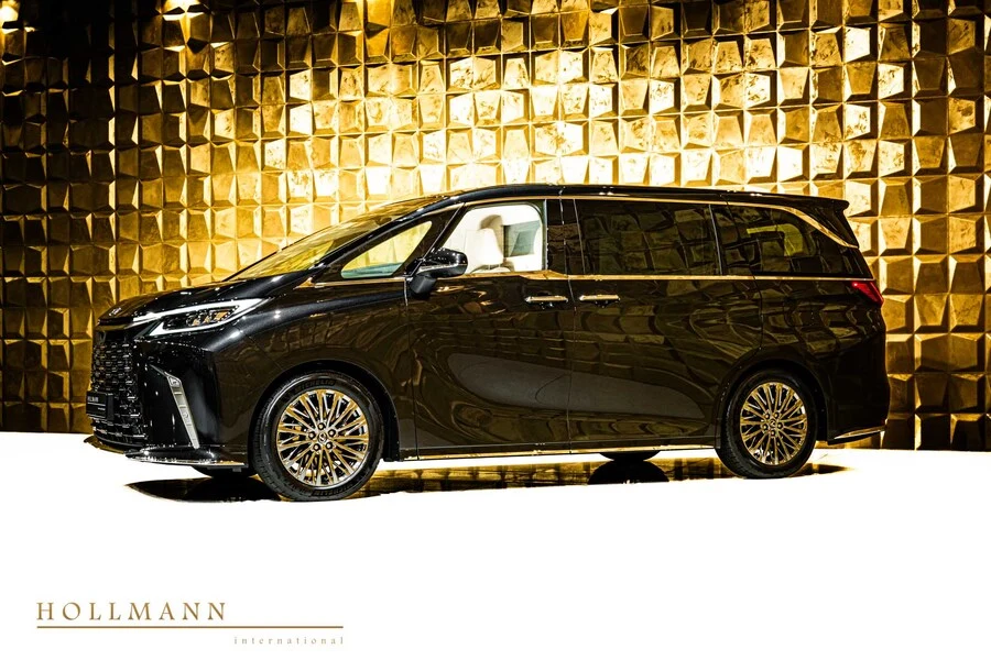 Lexus LM 350h AWD Luxury, 4/10
