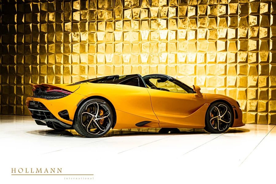 McLaren 750S Spider, 5/10