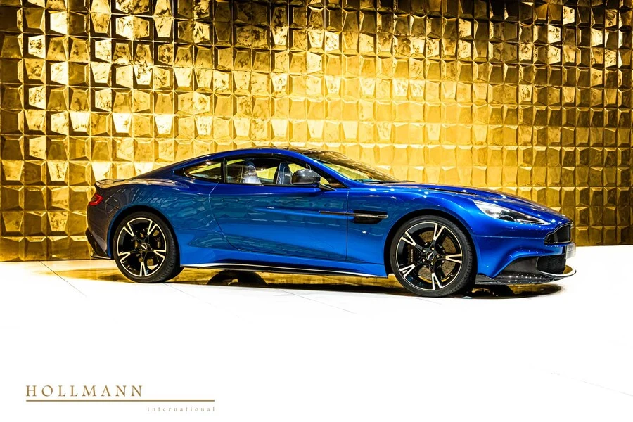 Aston Martin Vanquish S, 2/10