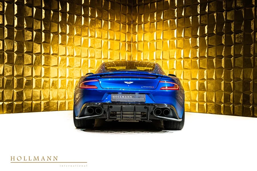 Aston Martin Vanquish S, 4/10