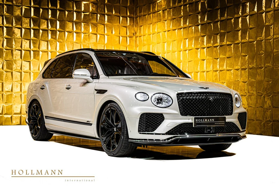 Bentley Bentayga Speed, front three-quarter view.