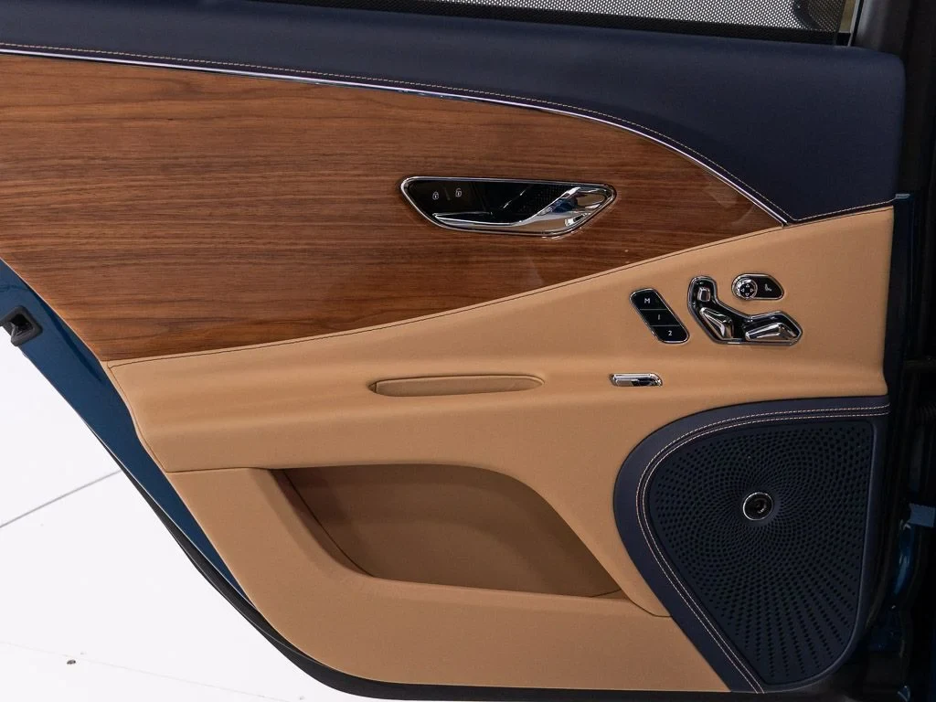 2026 Bentley Flying Spur Azure interior, door panel, Camel / Imperial Blue