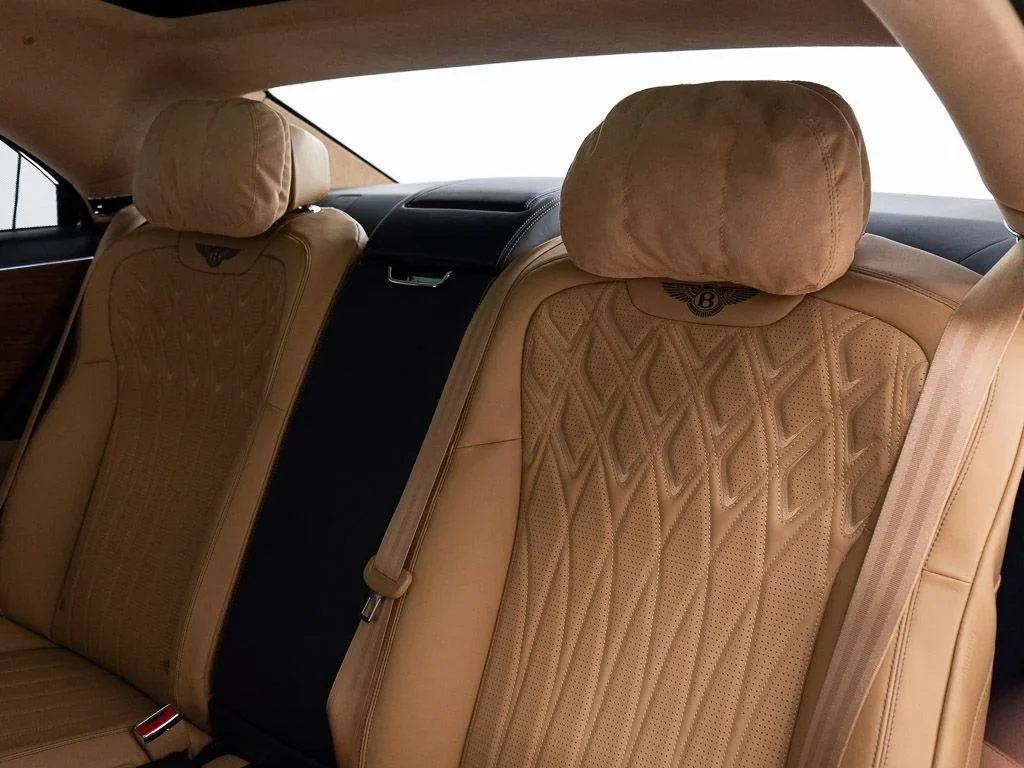 2026 Bentley Flying Spur Azure interior, seats, Camel / Imperial Blue