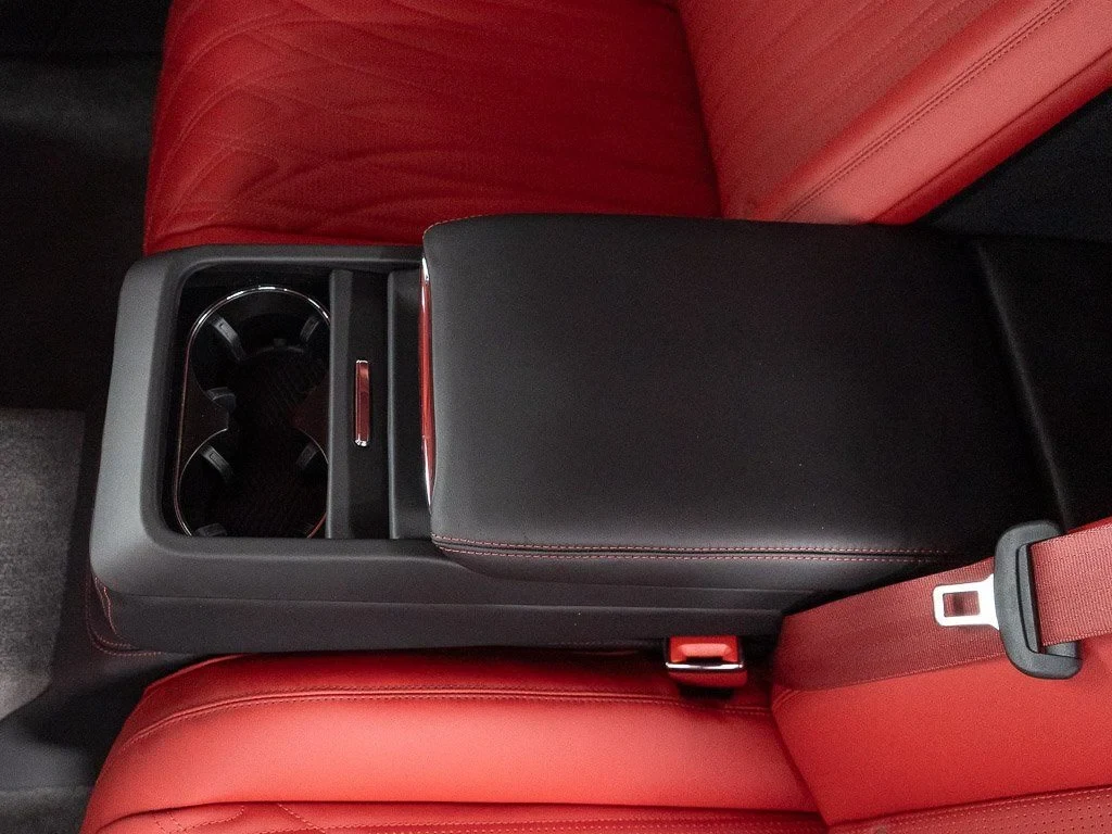 2026 Bentley Flying Spur Azure interior, Hotspur/Beluga