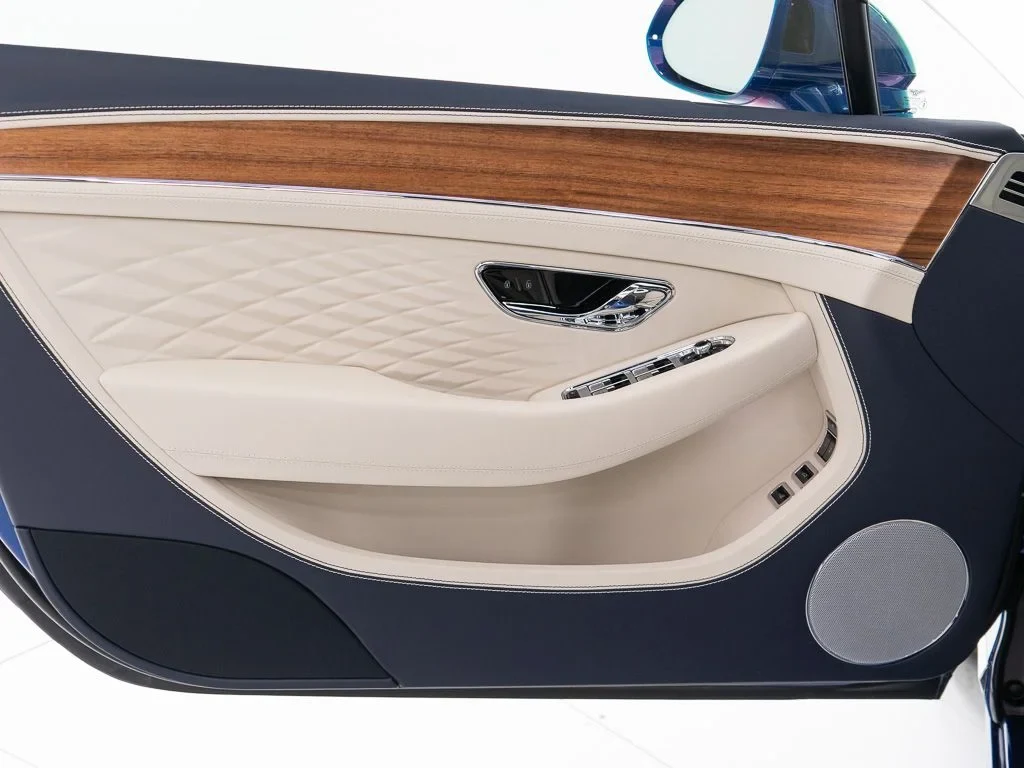 2026 Bentley Continental GT Azure interior, door panel, Linen / Imperial Blue