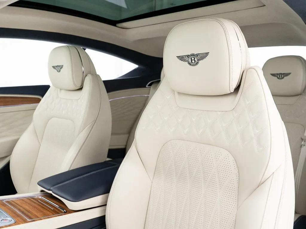 2026 Bentley Continental GT Azure interior, seats, Linen / Imperial Blue