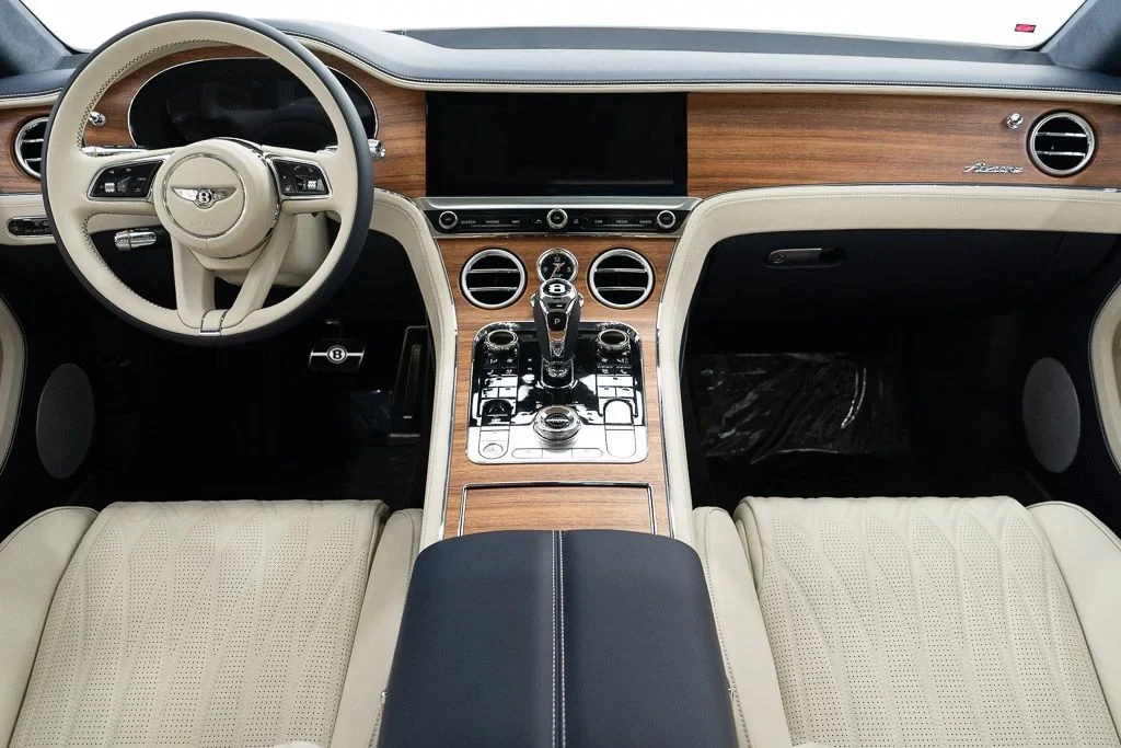 2026 Bentley Continental GT Azure interior, Linen / Imperial Blue