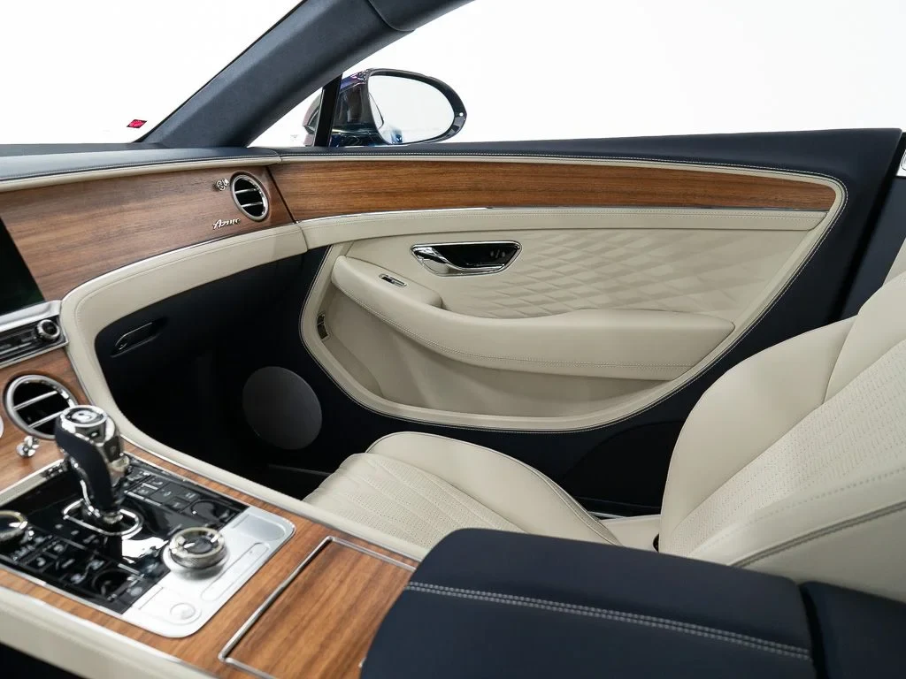 2026 Bentley Continental GT Azure interior, door panel, Linen / Imperial Blue