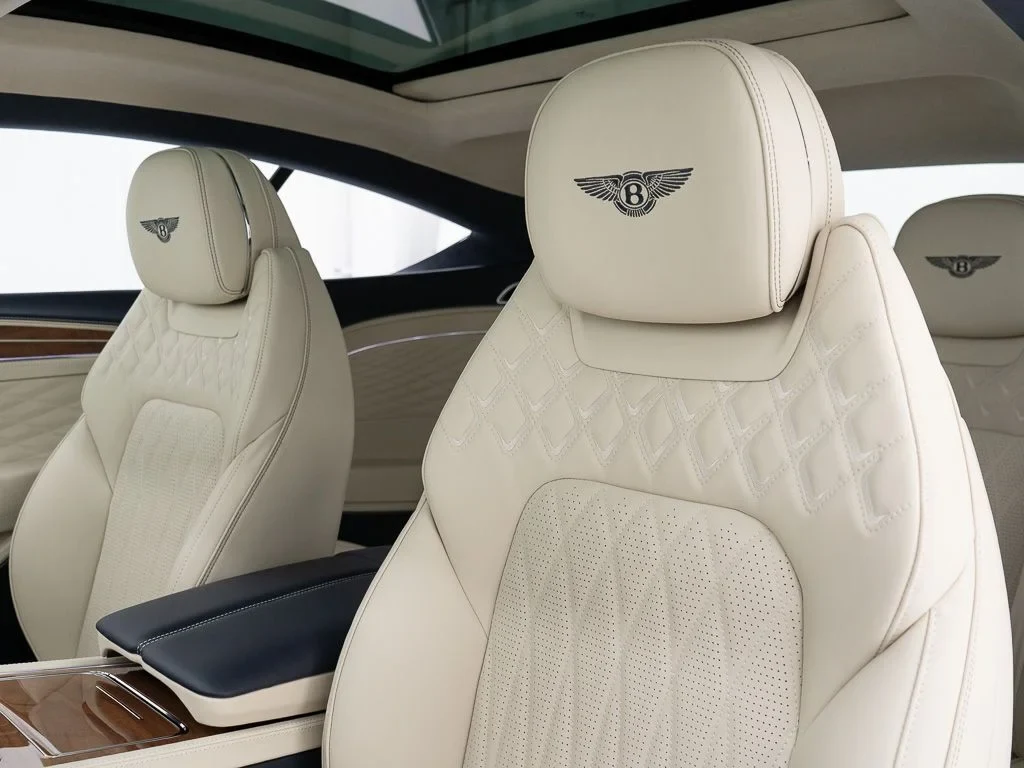 2026 Bentley Continental GT Azure interior, seats, Linen / Imperial Blue