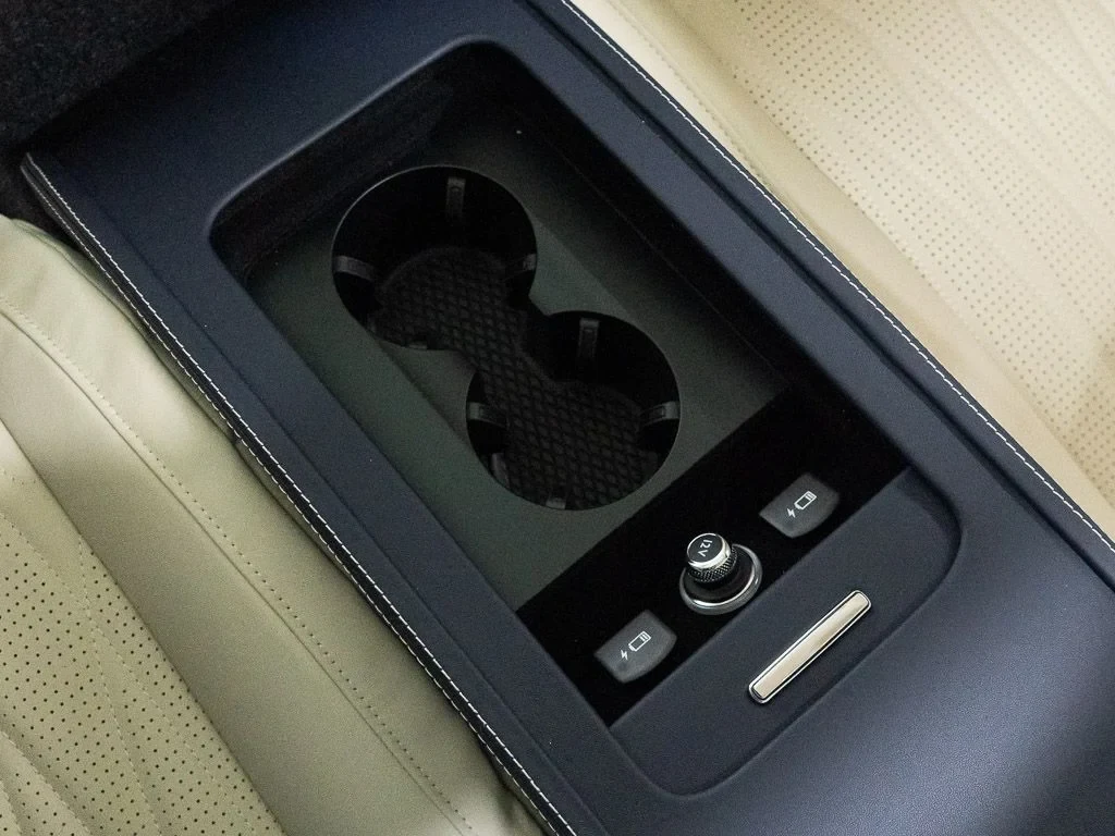 2026 Bentley Continental GT Azure interior, center console, Linen / Imperial Blue