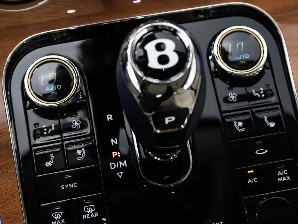2026 Bentley Continental GT Azure interior, center console, Linen / Imperial Blue