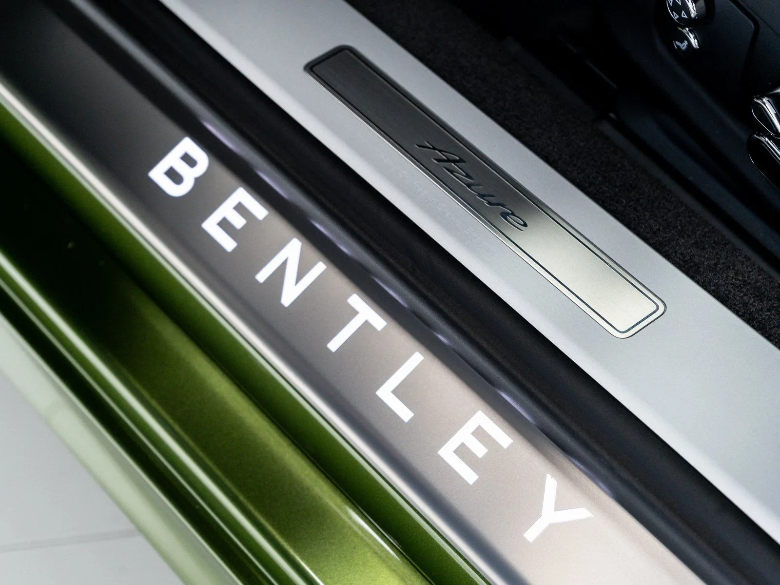 2026 Bentley Continental GT Azure interior, door sill