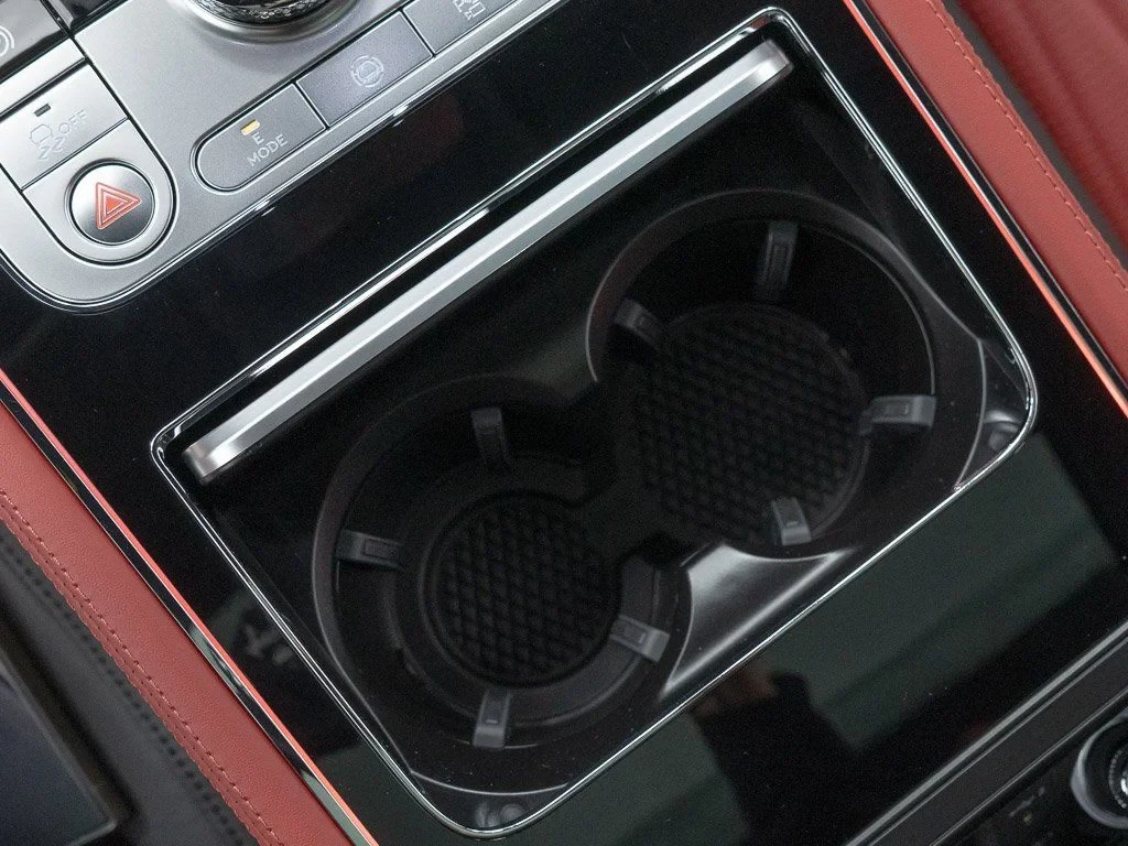 2026 Bentley Continental GT Azure interior, center console, Hotspur/Beluga