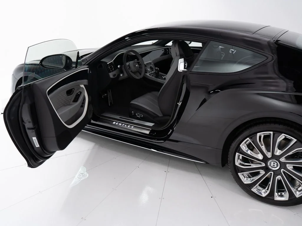 2026 Bentley Continental GT Mulliner interior, door panel