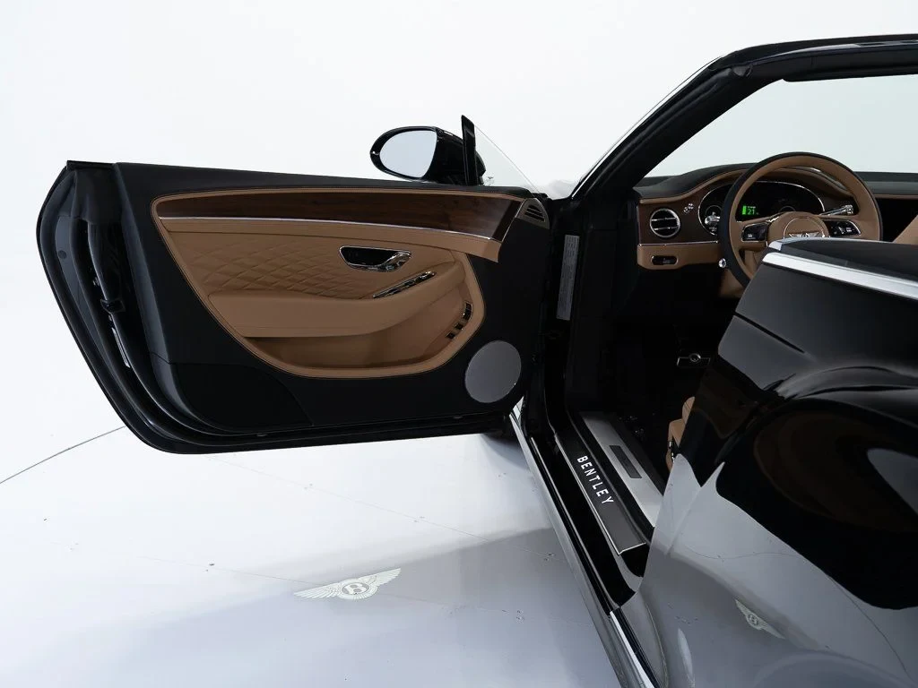 2026 Bentley Continental GTC Azure interior, door panel, Camel / Beluga