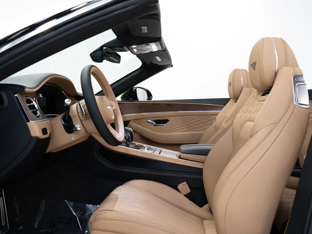 2026 Bentley Continental GTC Azure interior, Camel / Beluga